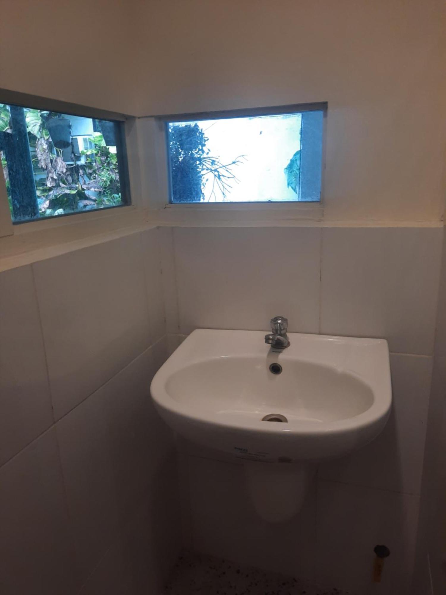 Airport Hostel Manila Пасай Экстерьер фото